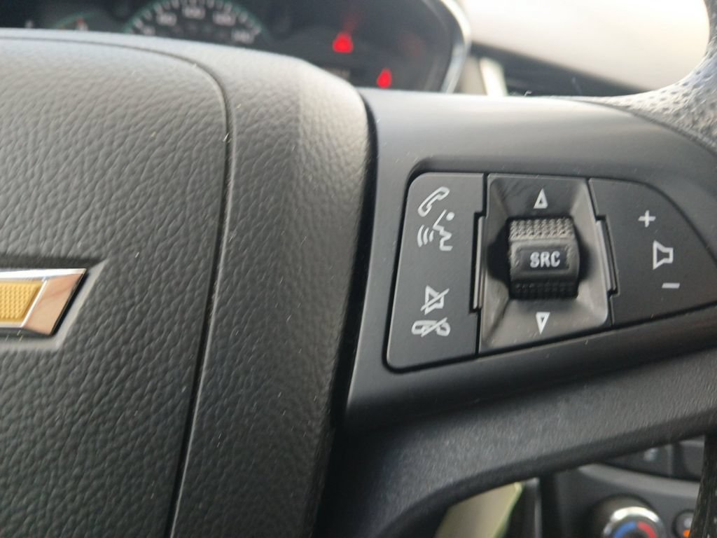 Used 2018 Chevrolet Trax LS FWD image 21