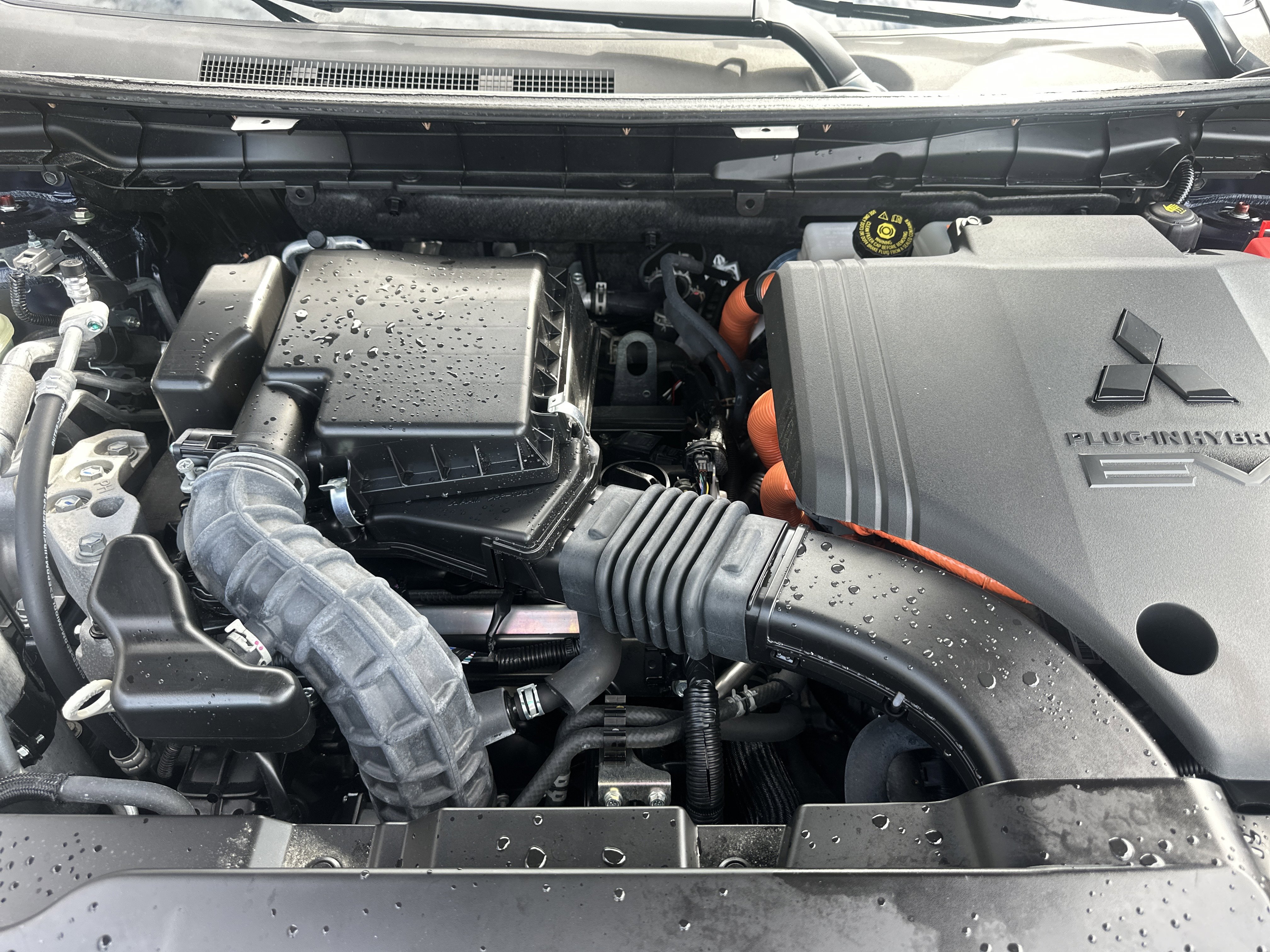 Used 2024 Mitsubishi Outlander SE AWD/4WD image 10