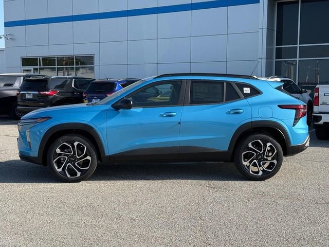 New 2026 Chevrolet Trax RS w/ Driver Confidence Package FWD video 2