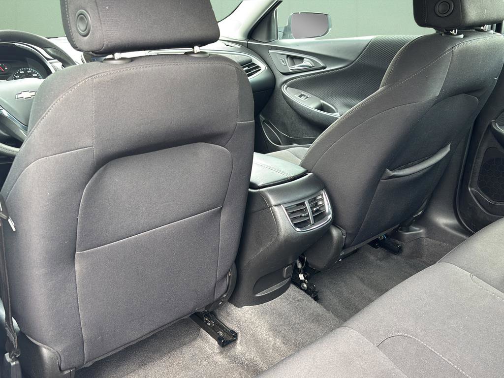 Used 2024 Chevrolet Malibu LT FWD image 17