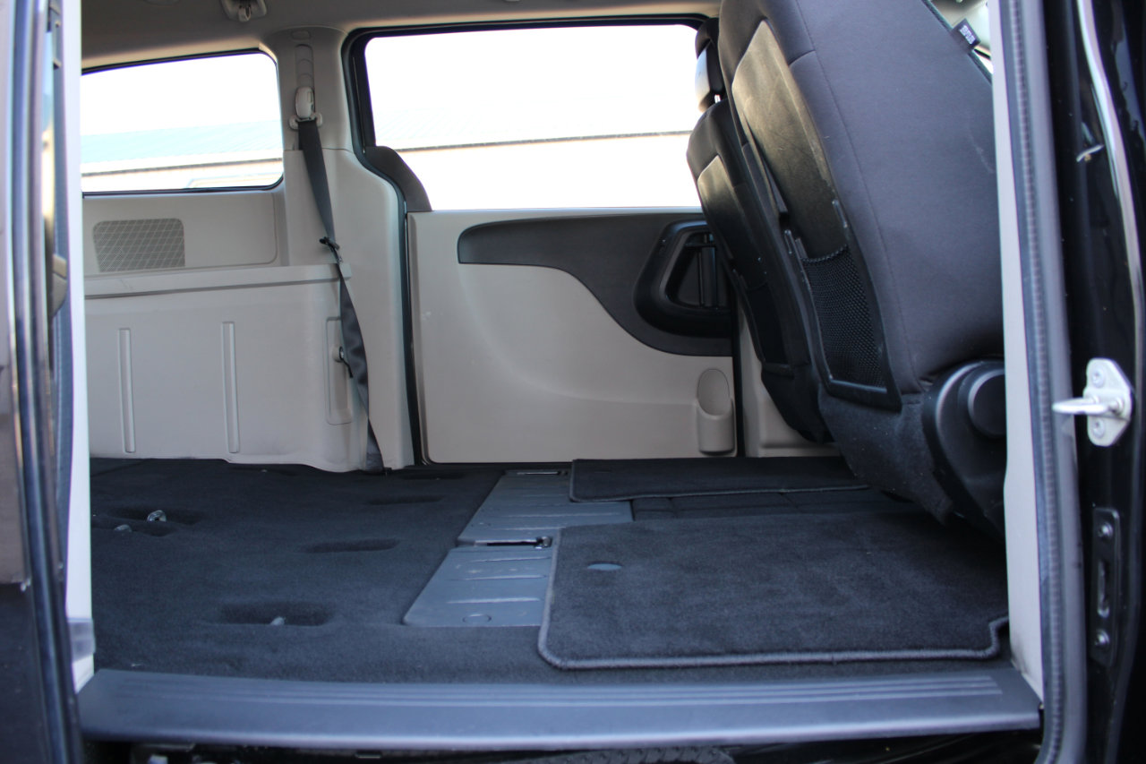 Used 2019 Dodge Grand Caravan SE image 33