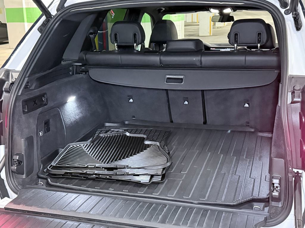 Used 2023 BMW X5 xDrive40i w/ Premium Package image 17