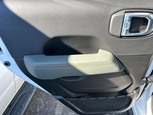 New 2026 Jeep Gladiator Mojave AWD/4WD image 18