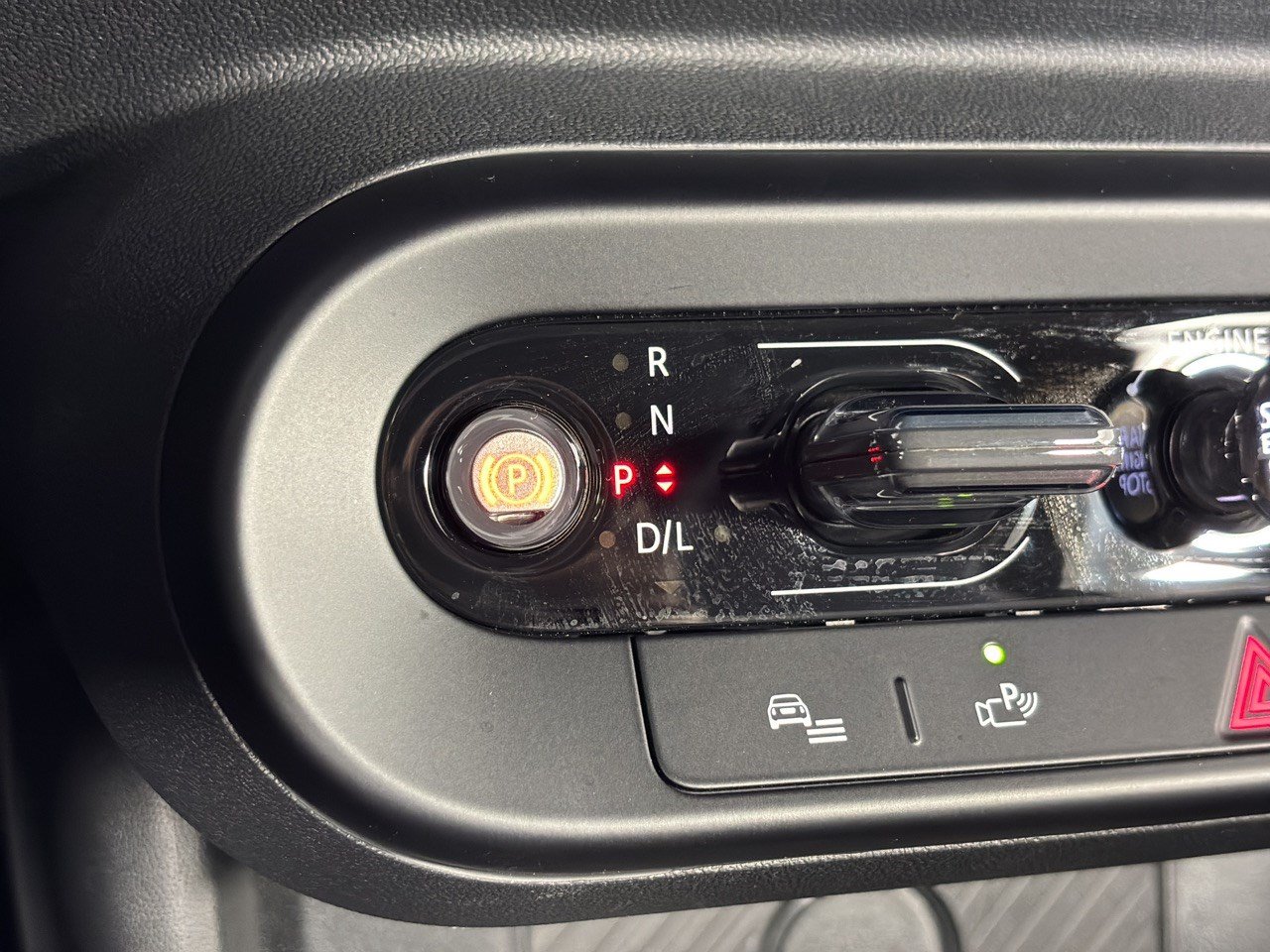 Certified 2025 MINI Cooper S FWD image 21