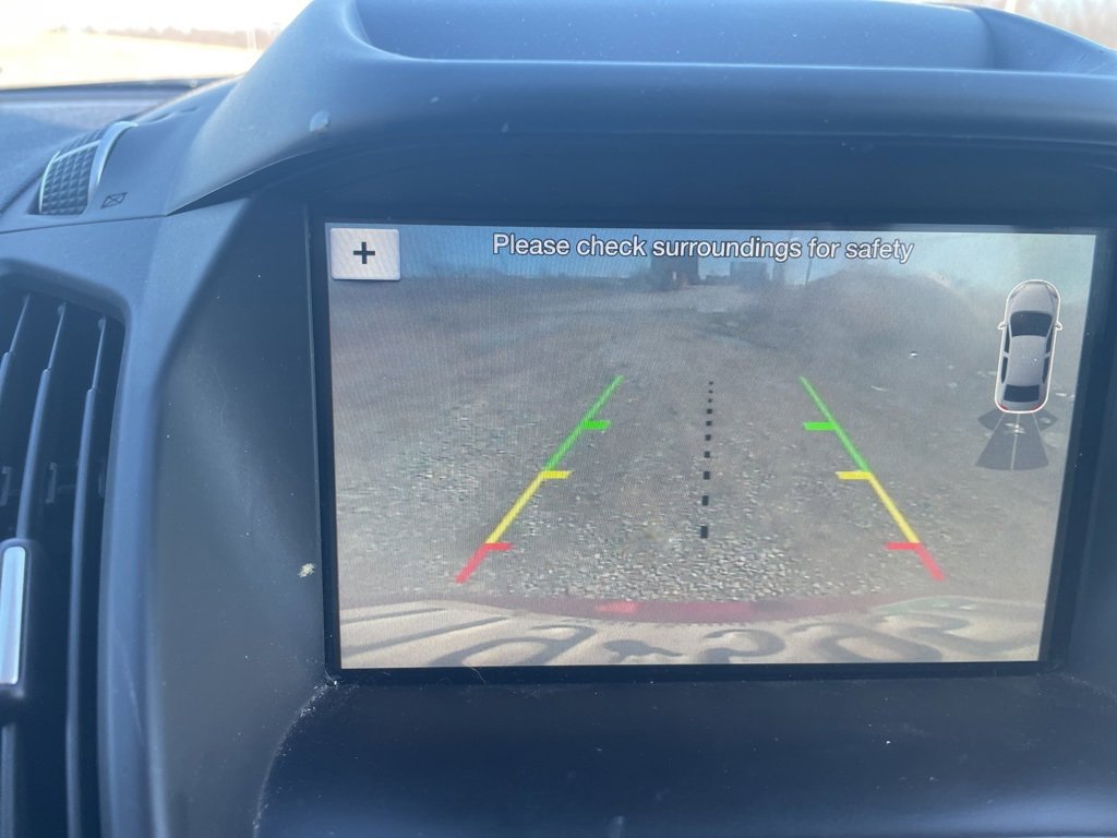 Used 2019 Ford Escape SEL image 17