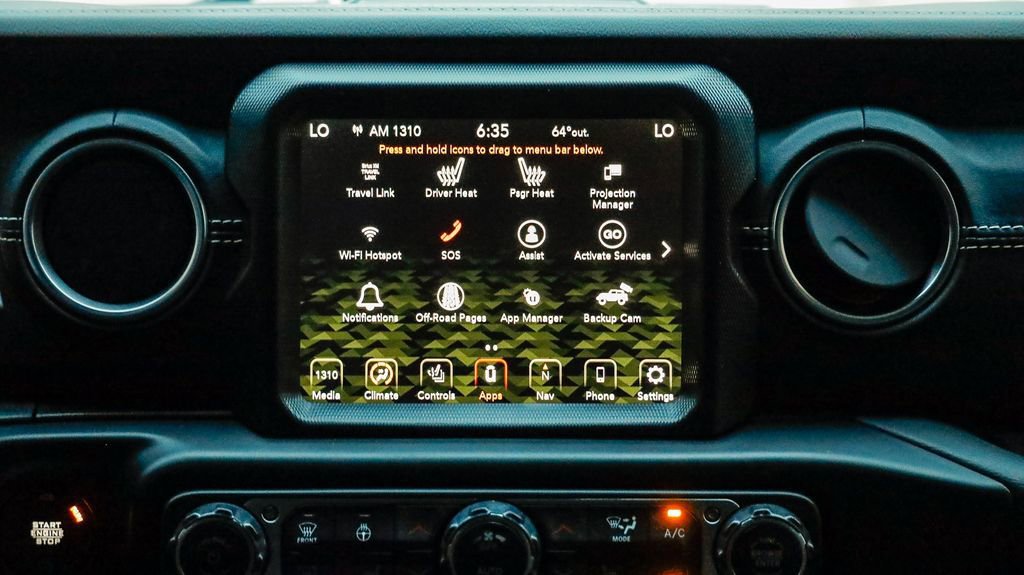 Used 2023 Jeep Wrangler Unlimited Sahara w/ Cold Weather Group AWD/4WD image 17
