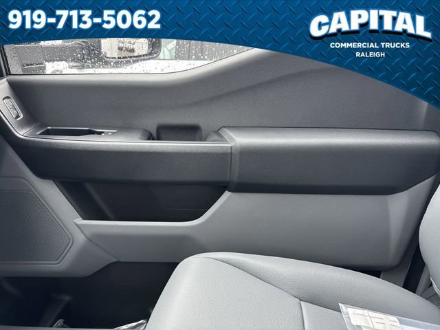 New 2026 Ford F450 XL w/ XL Chrome Package image 28