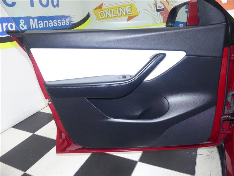 Used 2021 Tesla Model Y Long Range image 23