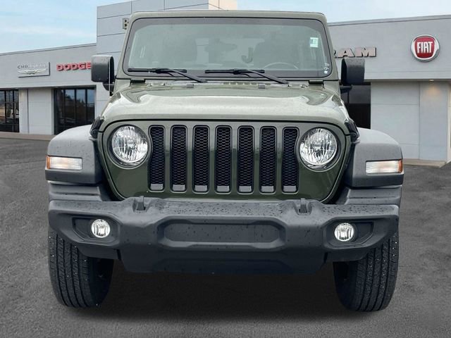 Used 2022 Jeep Wrangler Unlimited Sport AWD/4WD image 2