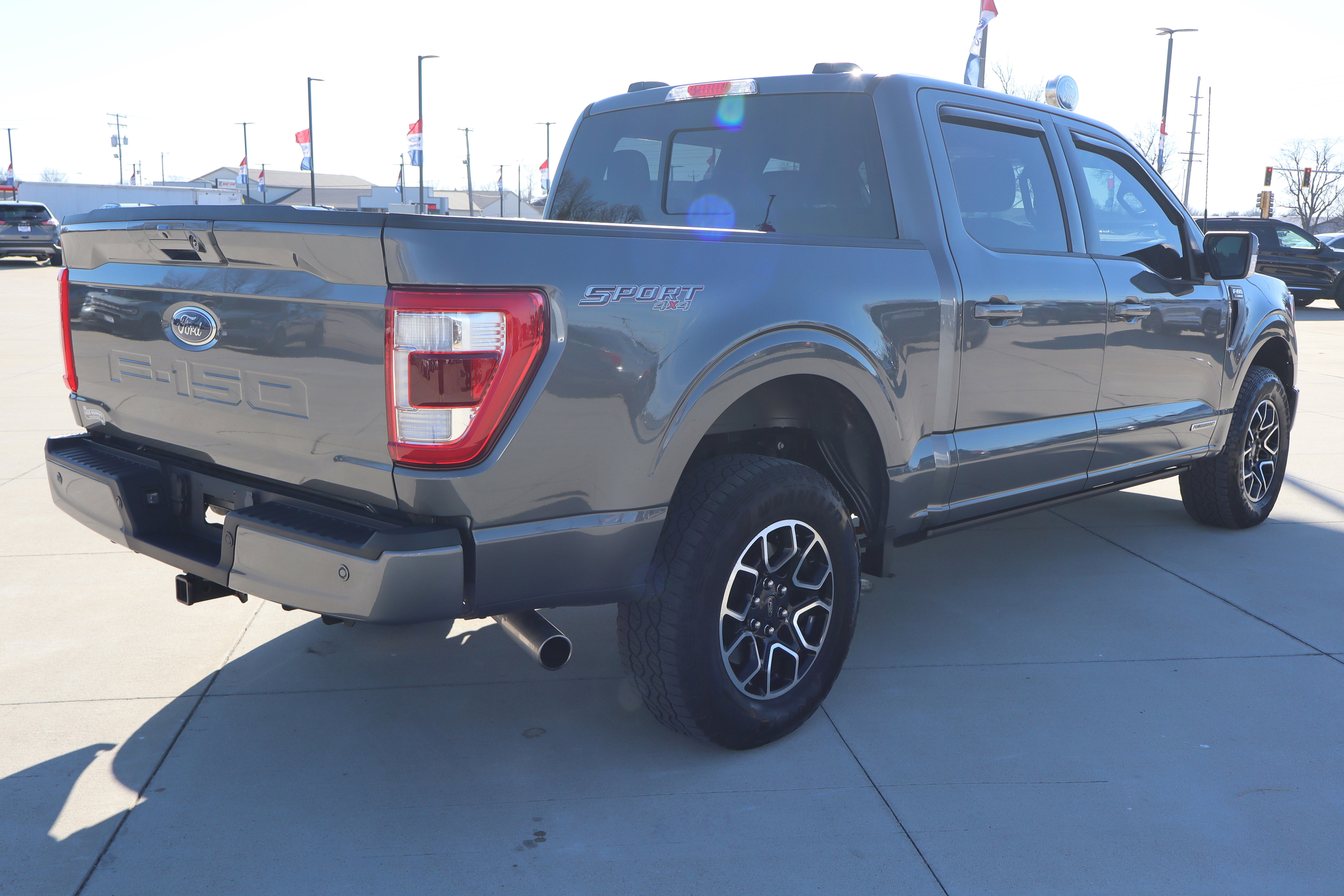 Used 2023 Ford F150 Lariat w/ Max Trailer Tow Package image 6