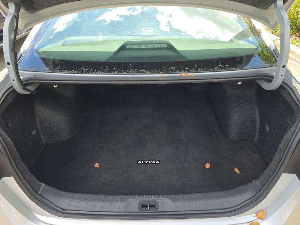 Used 2024 Nissan Altima 2.5 S image 8