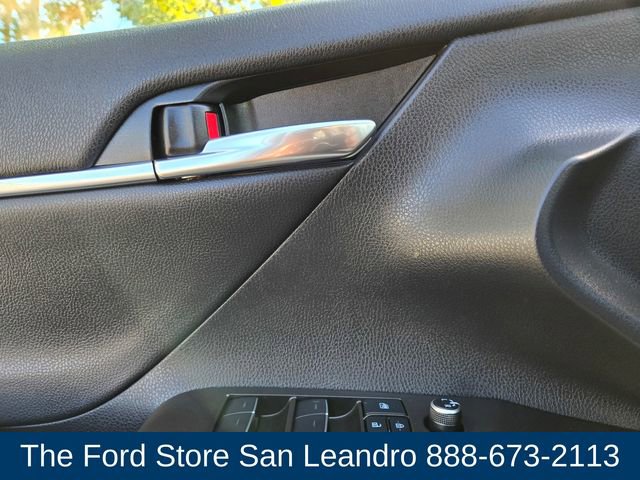Used 2022 Toyota Camry XLE image 20