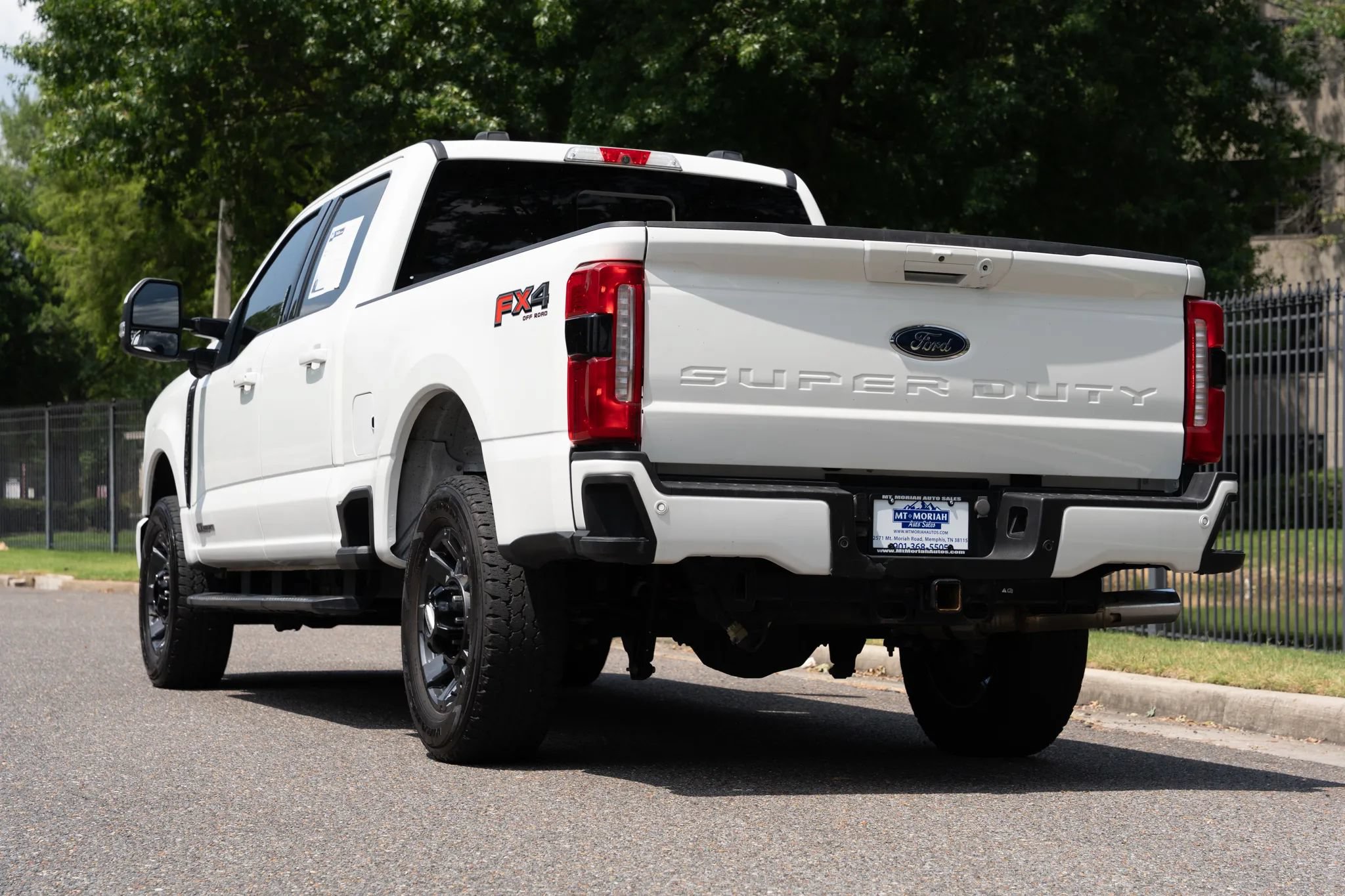Used 2023 Ford F250 Lariat w/ Lariat Ultimate Package AWD/4WD image 7