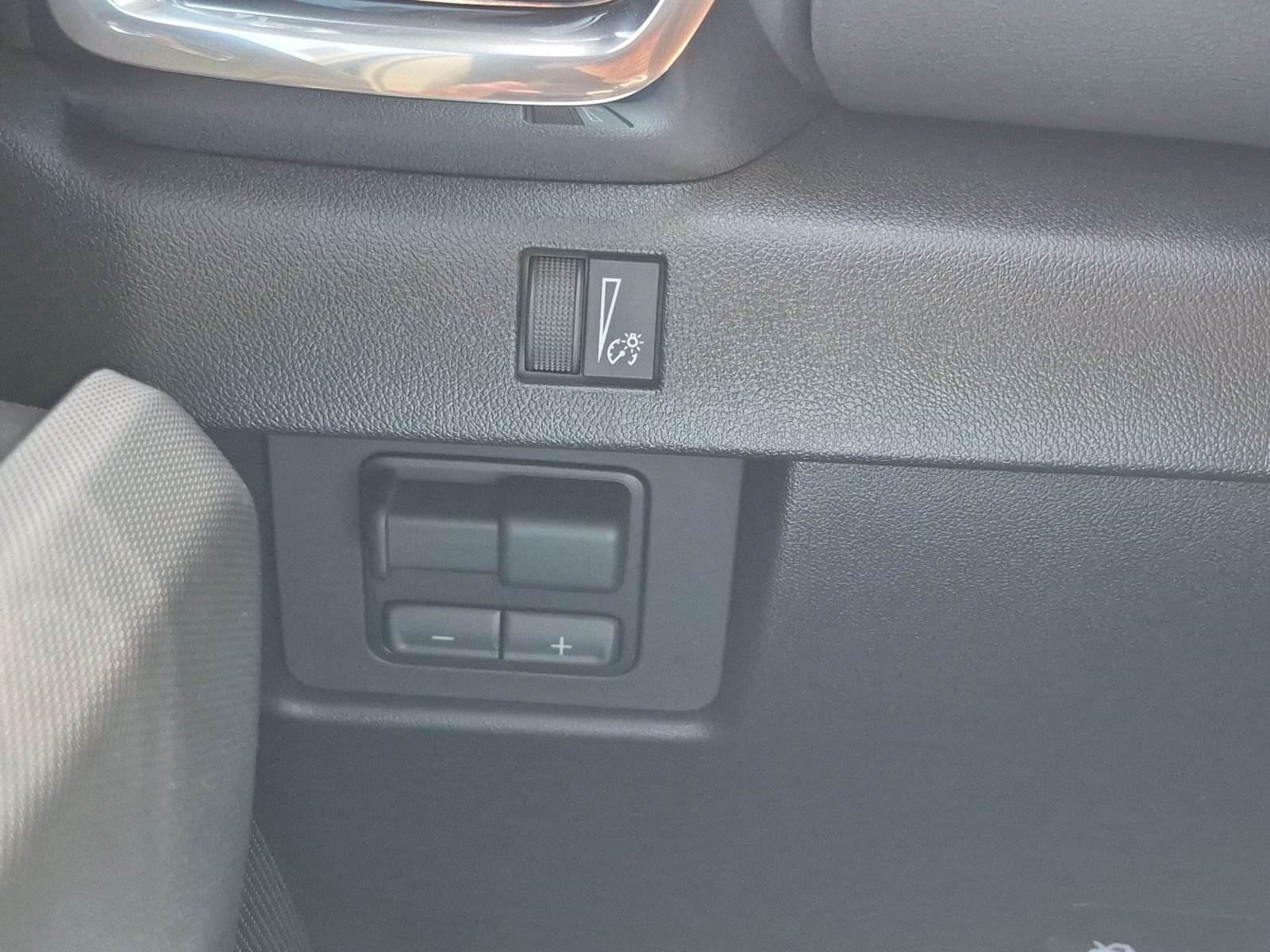 New 2026 GMC Canyon Elevation w/ Convenience Package RWD image 17