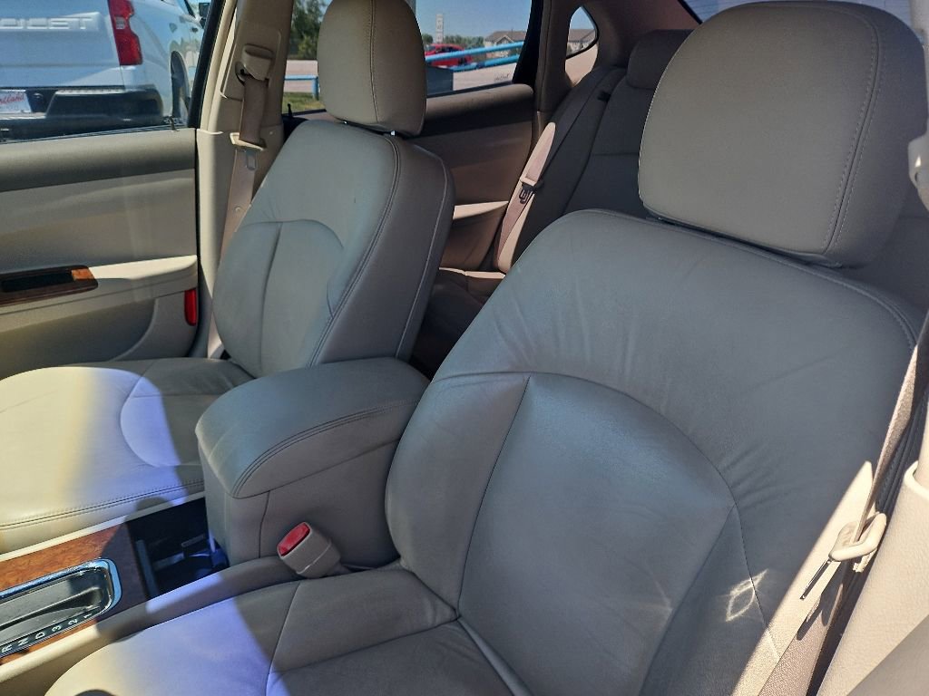 Used 2006 Buick LaCrosse CXL w/ Driver Confidence Package FWD image 10