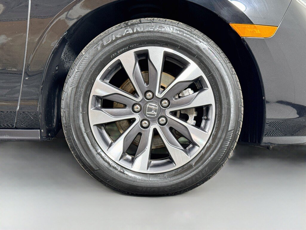 Used 2023 Honda Odyssey EX-L image 45