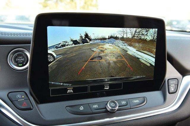 Used 2025 Chevrolet Blazer LT image 12