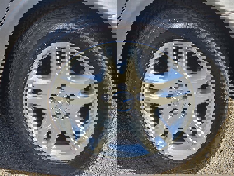 Used 2003 Mercedes-Benz E 320 Sedan image 7