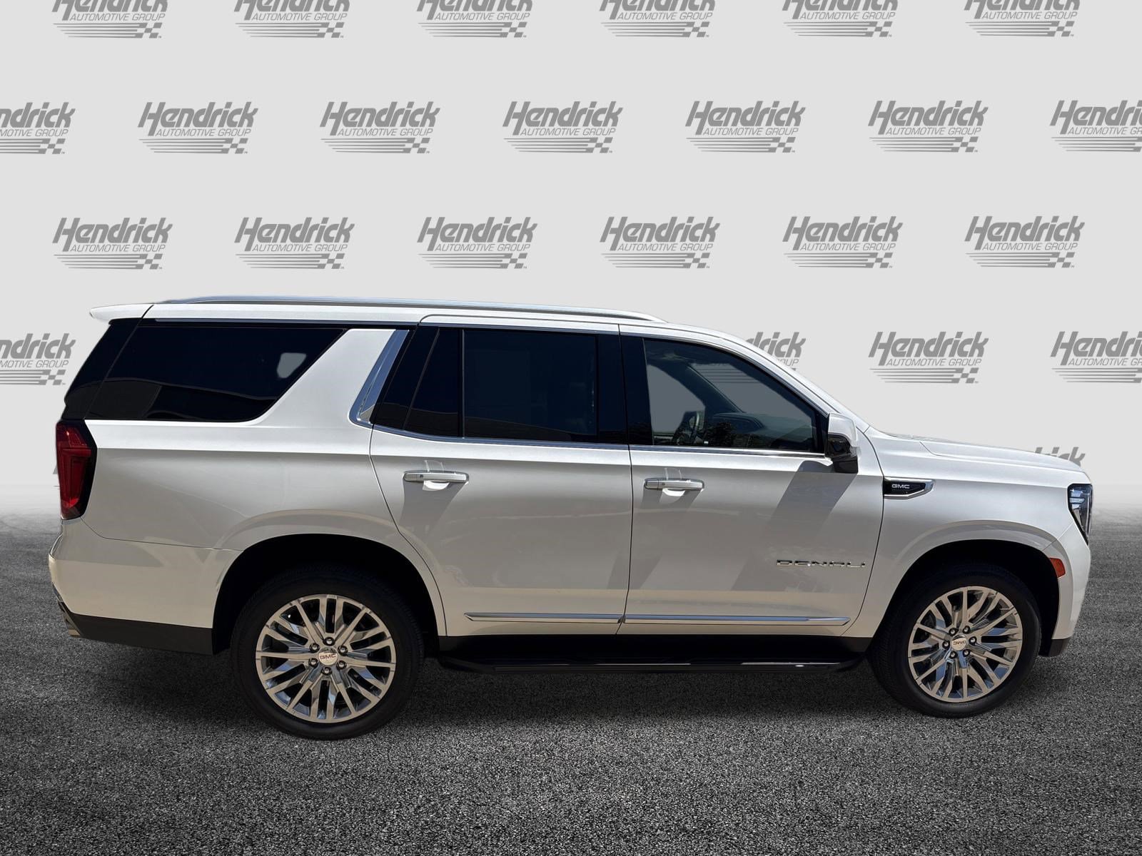 Used 2024 GMC Yukon Denali AWD/4WD image 11