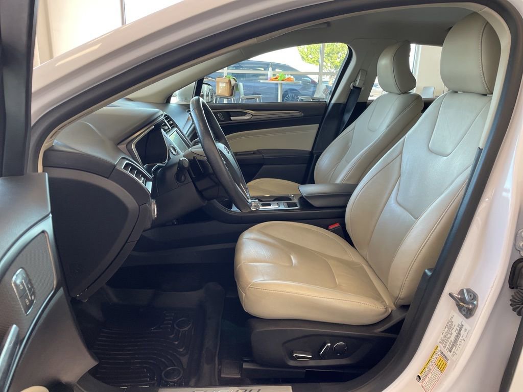 Used 2018 Ford Fusion Titanium AWD/4WD image 8