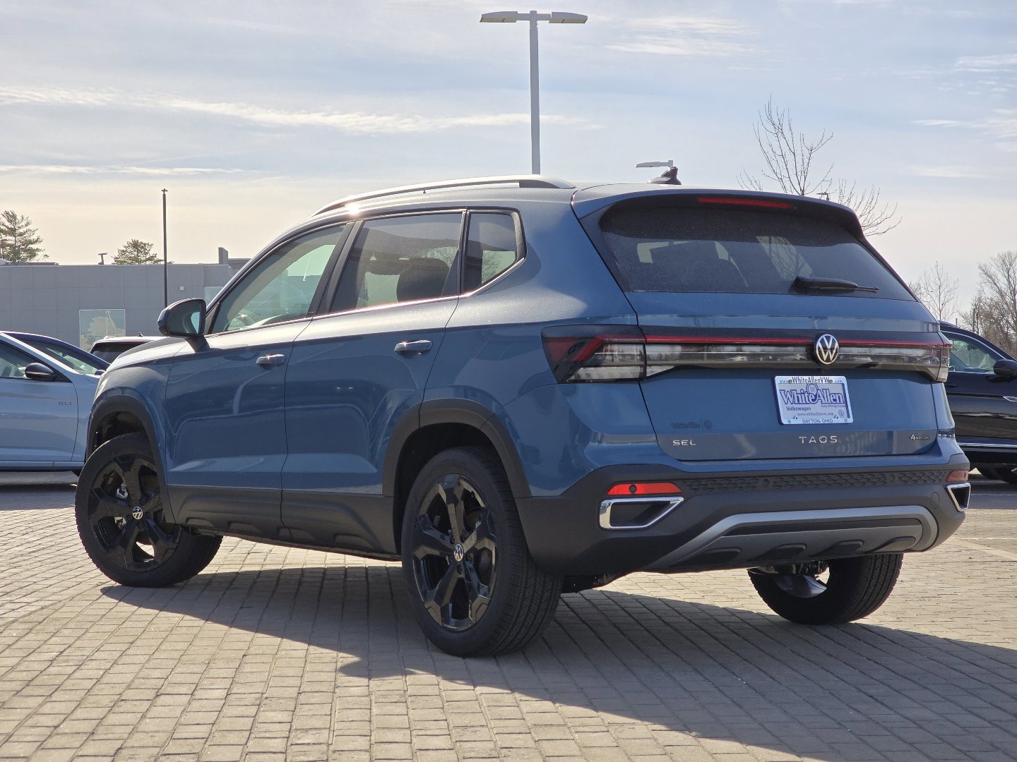 New 2026 Volkswagen Taos SEL AWD/4WD image 11