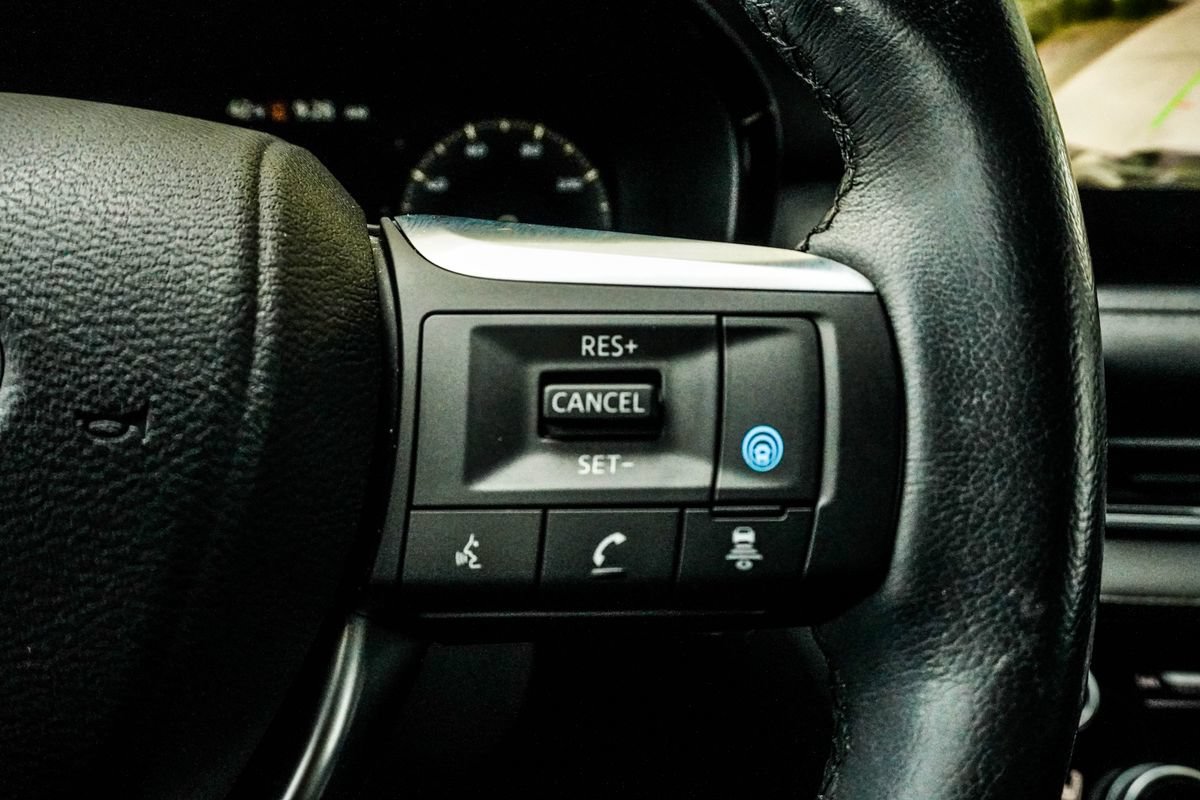 Used 2023 INFINITI QX60 Luxe FWD image 32