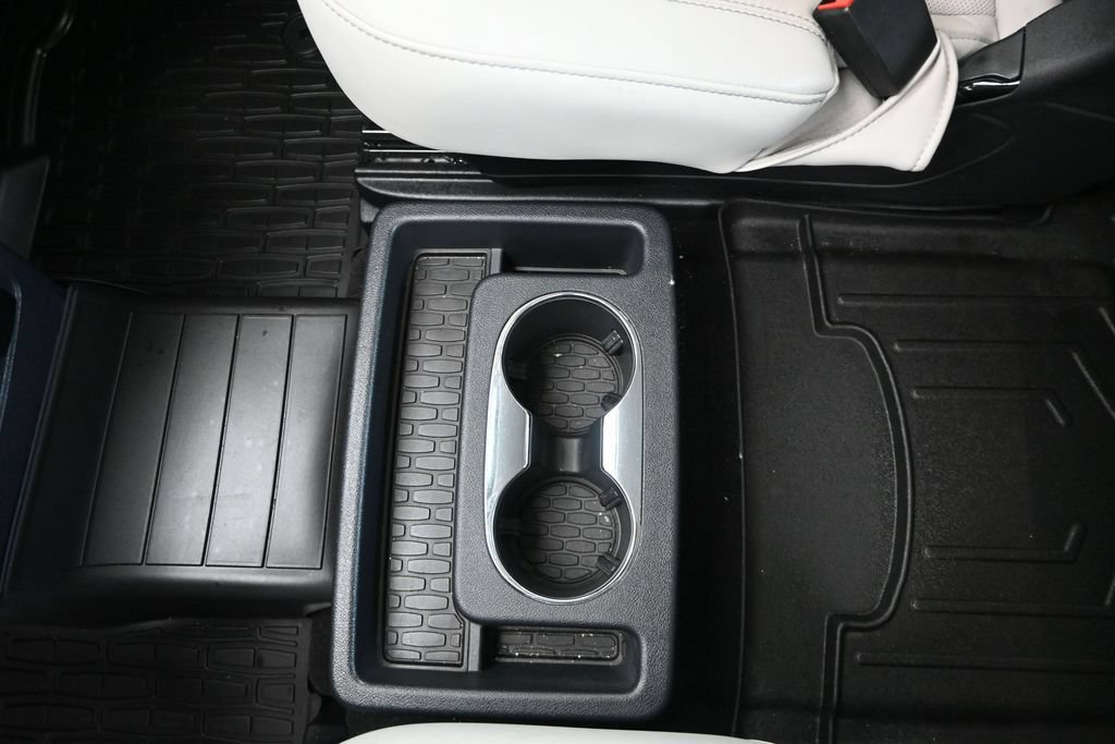 Used 2025 Lincoln Aviator Reserve w/ Luxury Package RWD image 17