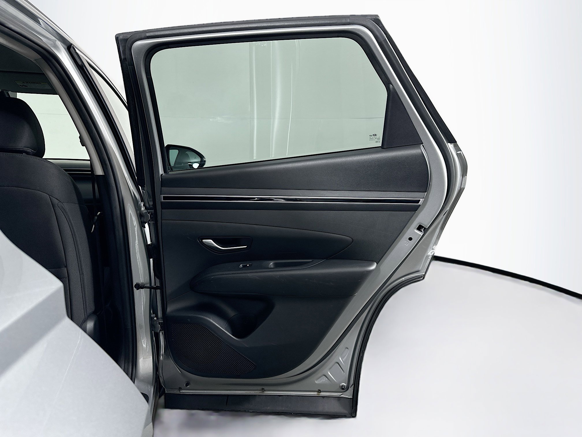 Used 2023 Hyundai Tucson SEL w/ Winter Package image 29