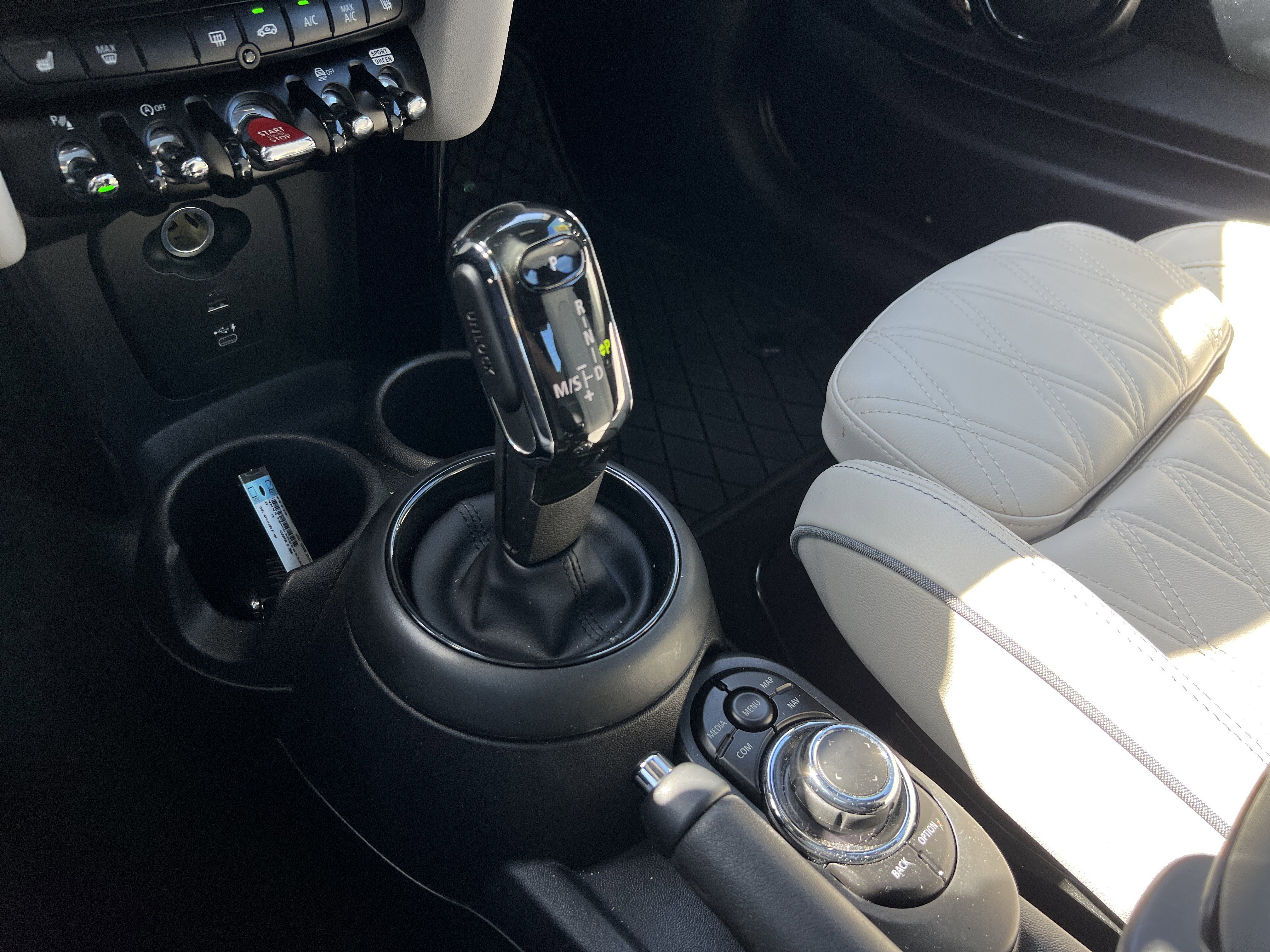 Used 2022 MINI Cooper S image 26