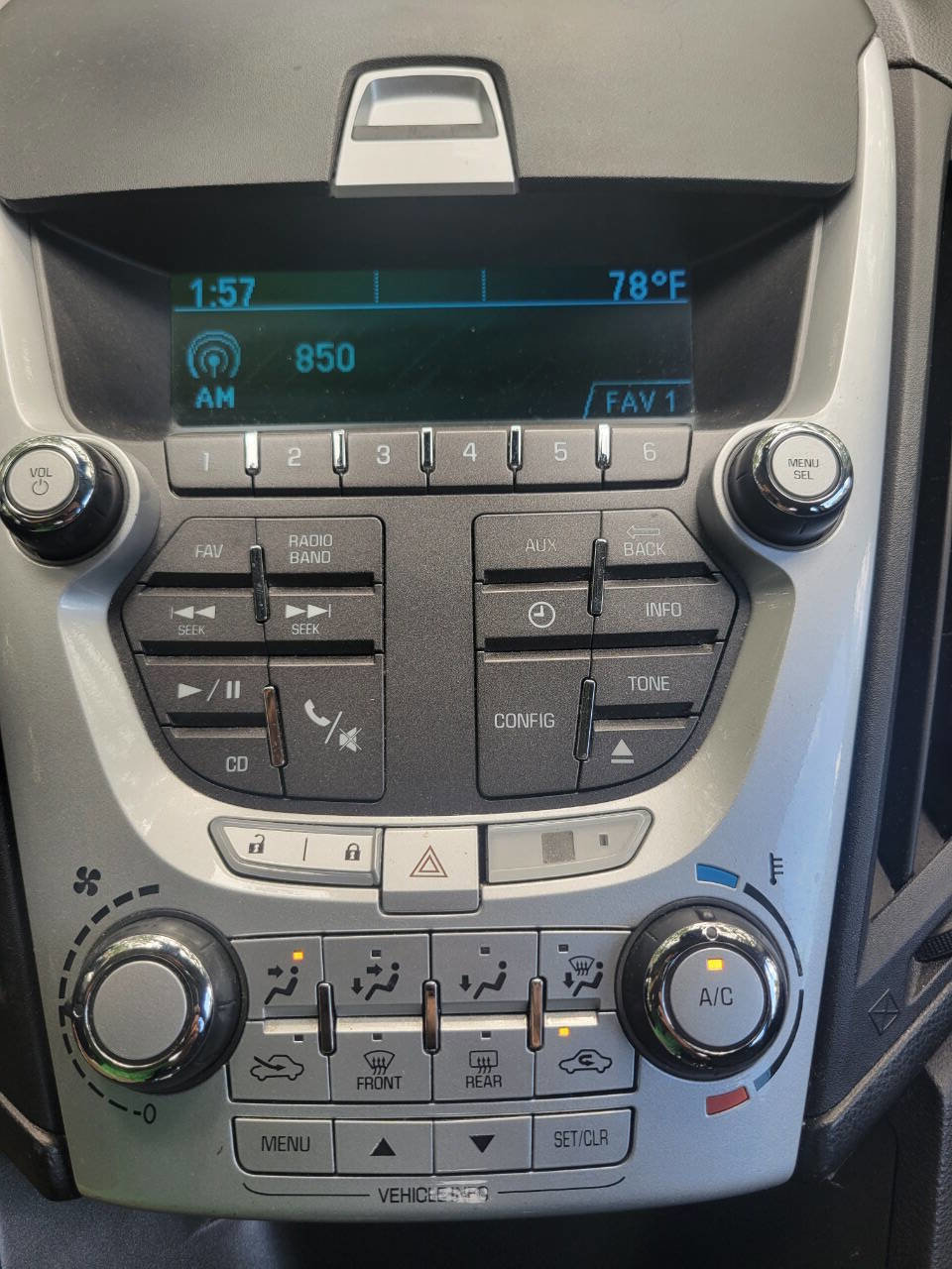 Used 2013 Chevrolet Equinox LS image 21