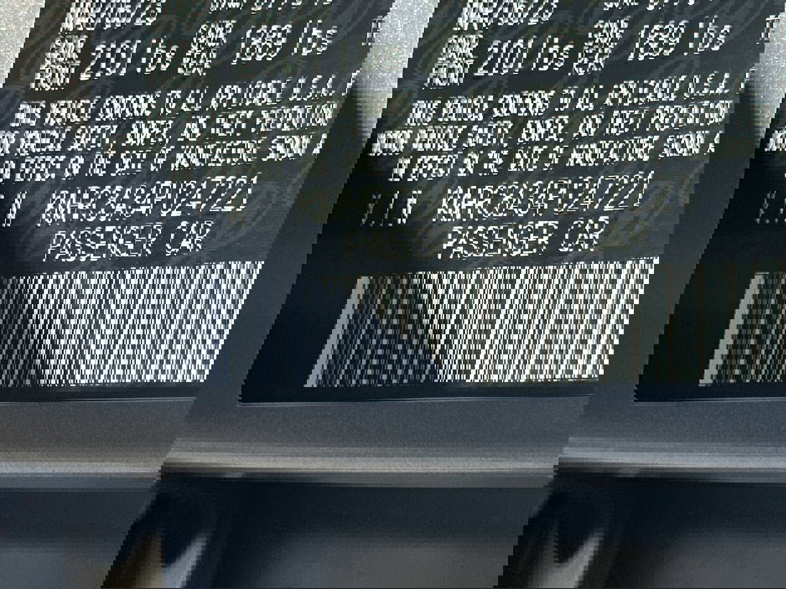 Used 2023 Hyundai Venue SEL image 32