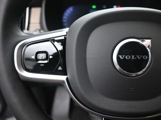Used 2026 Volvo XC90 B6 Plus w/ Protection Package Premier AWD/4WD image 15