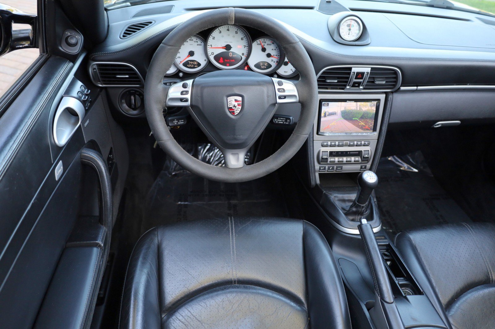 Used 2006 Porsche 911 Carrera 4S AWD/4WD image 16