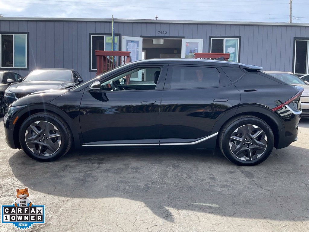 Used 2025 Kia EV6 Light w/ Light LR Technology Package RWD image 5