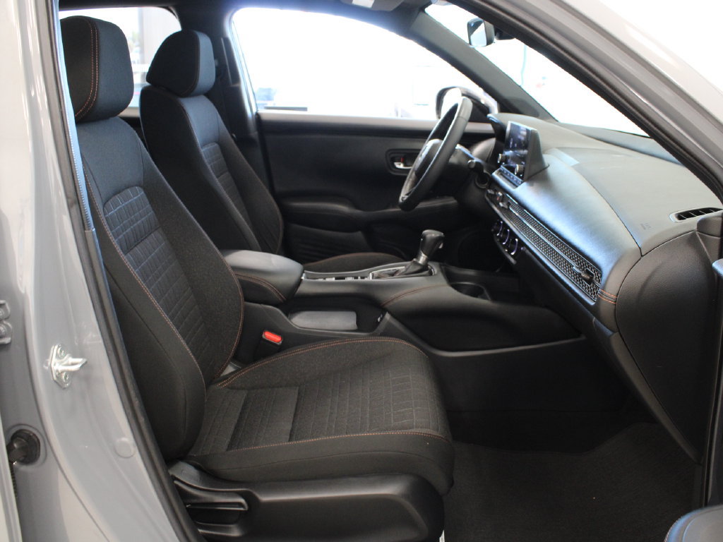 Used 2023 Honda HR-V Sport image 16