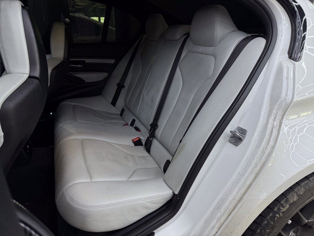 Used 2016 BMW M3 image 19