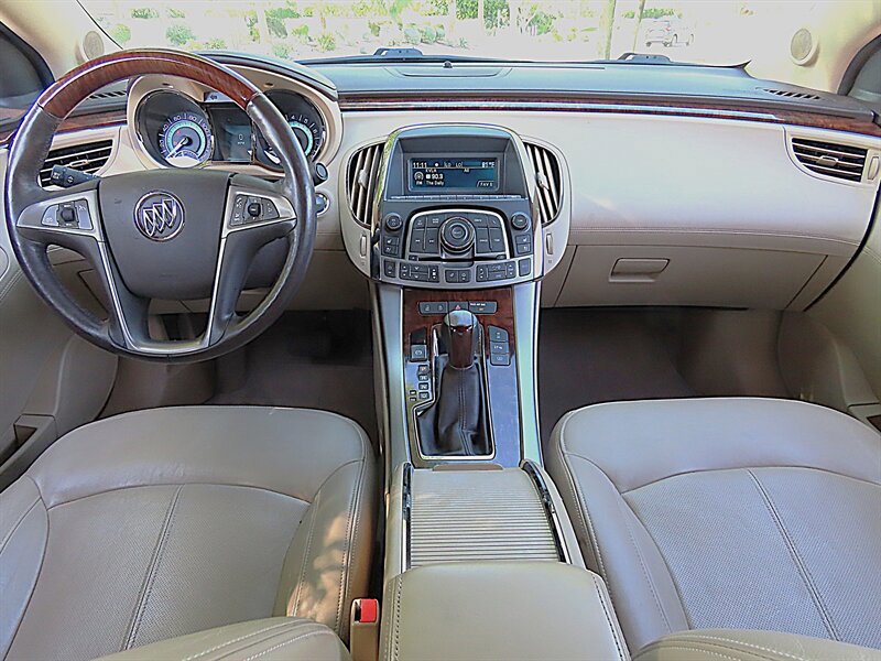 Used 2010 Buick LaCrosse CXL w/ Luxury Package FWD image 14