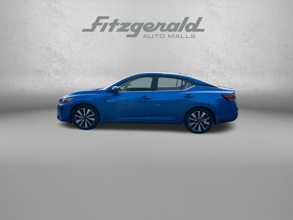 Used 2024 Nissan Sentra SV w/ SV Premium Package image 4