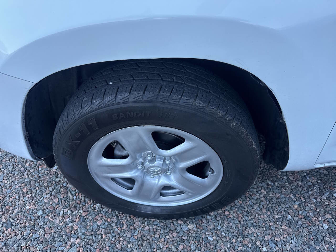 Used 2012 Toyota RAV4 4WD w/ Value Pkg image 4