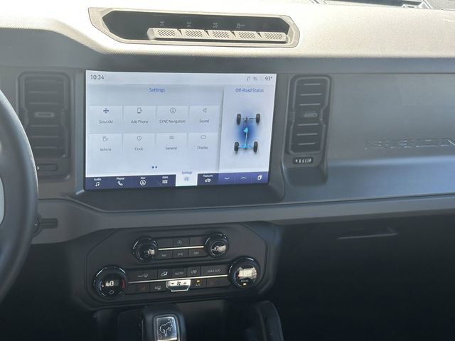 Used 2024 Ford Bronco Everglades image 27