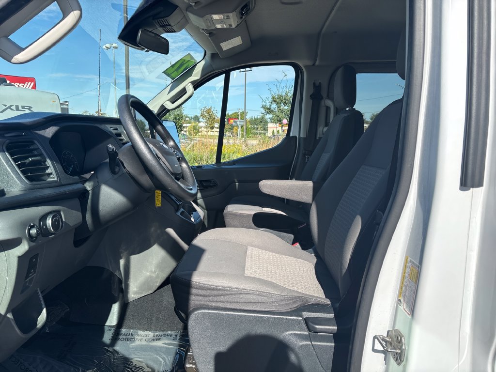 Used 2022 Ford Transit 350 XLT RWD image 11