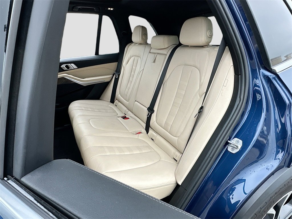 Used 2022 BMW X5 sDrive40i w/ Climate Comfort Package image 25