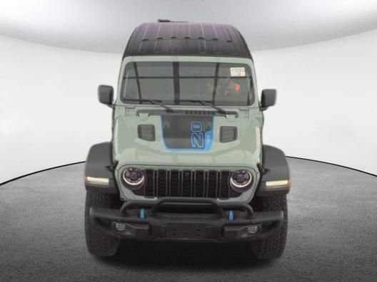 Used 2023 Jeep Wrangler Unlimited Rubicon 4xe AWD/4WD image 2