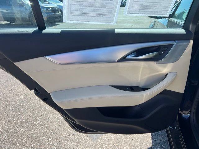 Used 2024 Cadillac CT5 Luxury w/ Sun And Sound Package AWD/4WD image 18