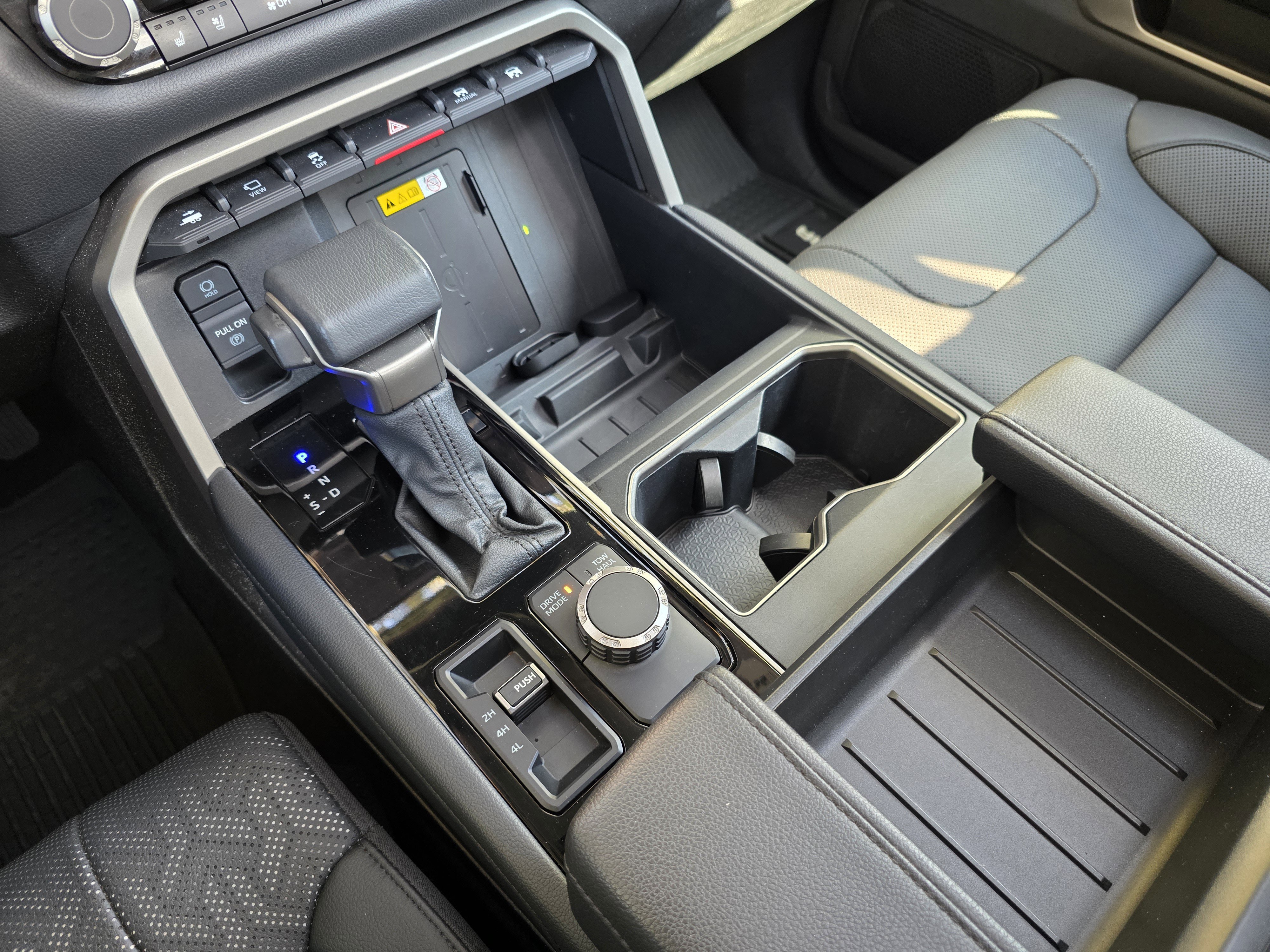 Used 2022 Toyota Tundra Limited image 23