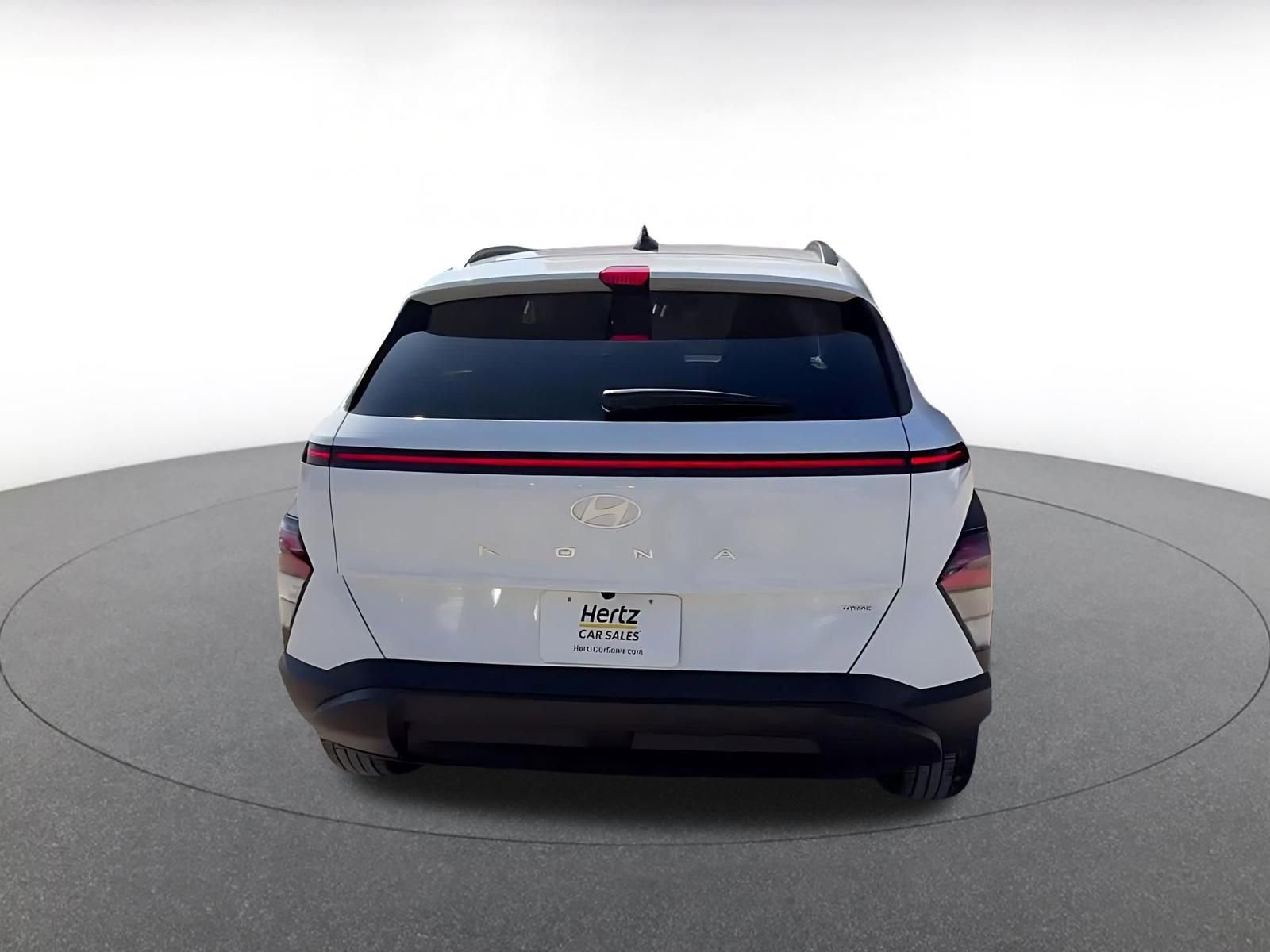 Used 2025 Hyundai Kona SEL image 12