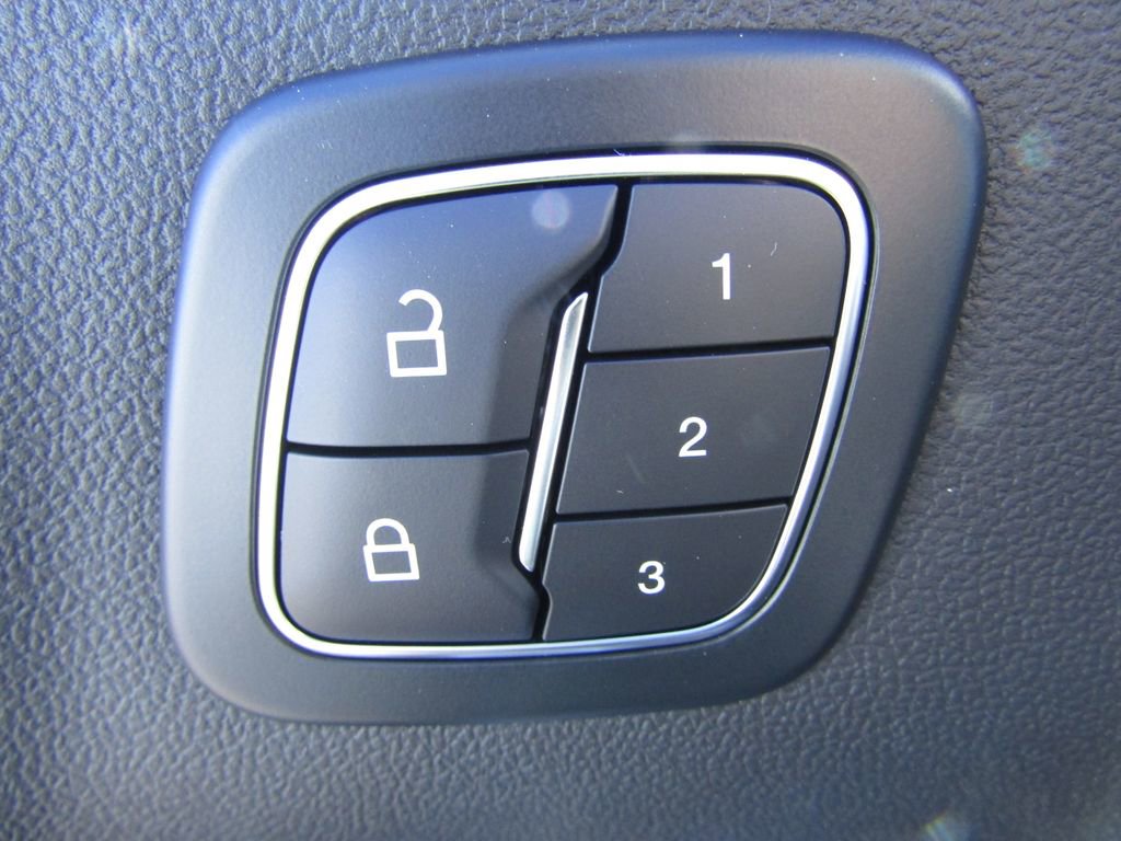 New 2026 Ford Escape Platinum image 14