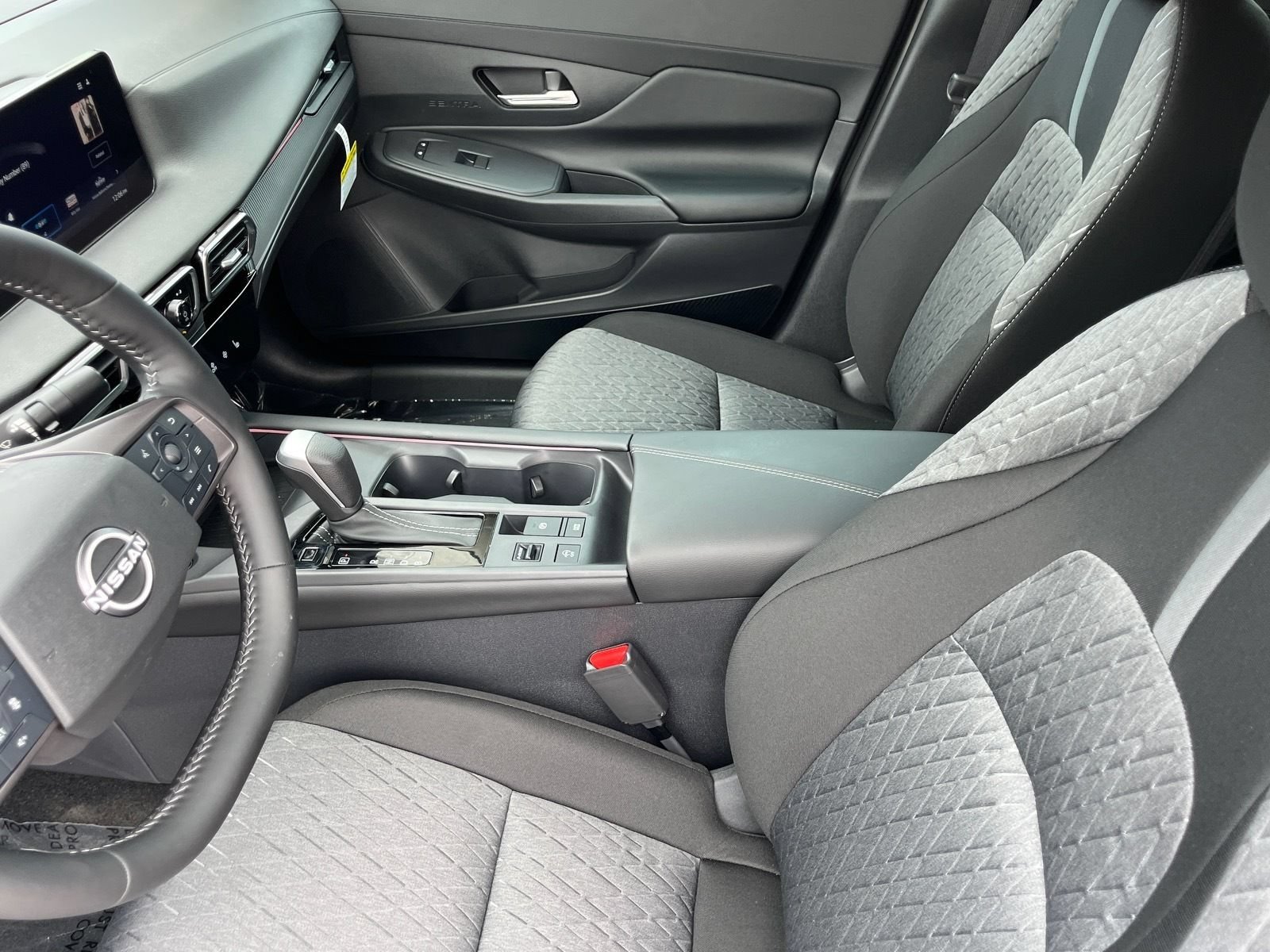New 2026 Nissan Sentra SV w/ SV Convenience Package FWD image 20
