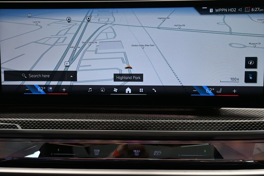Used 2023 BMW i7 xDrive60 AWD/4WD image 14