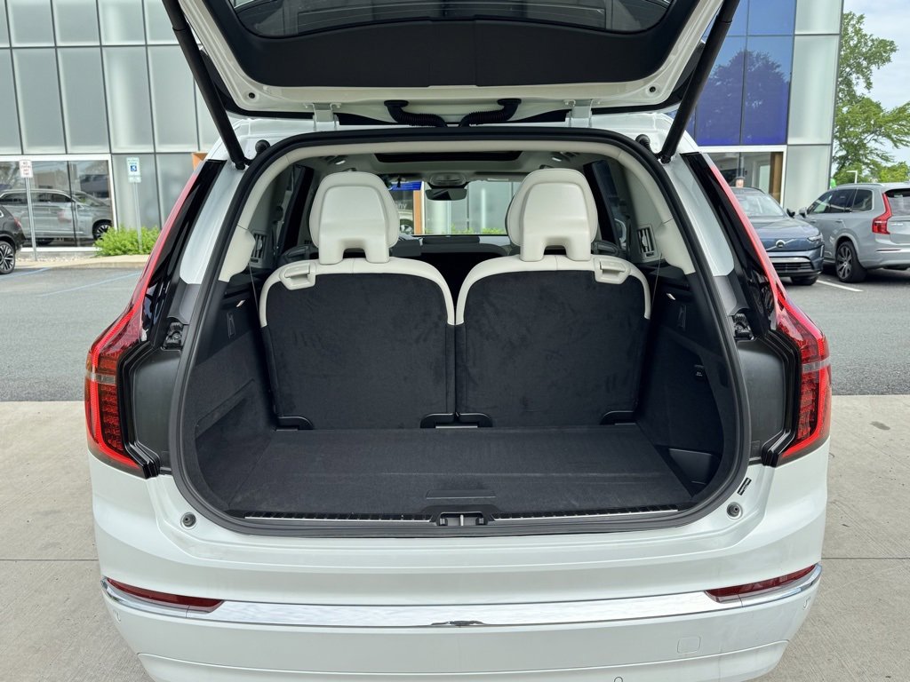 New 2026 Volvo XC90 B6 Ultra image 31